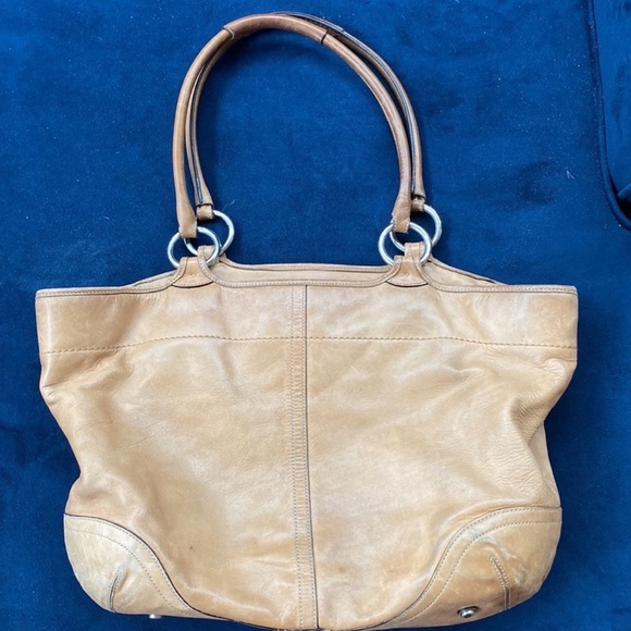 100% Authentic COACH X-Large Leather Soho Shoulder Bag Y2K Buckle Carryall - Picture 2 of 7